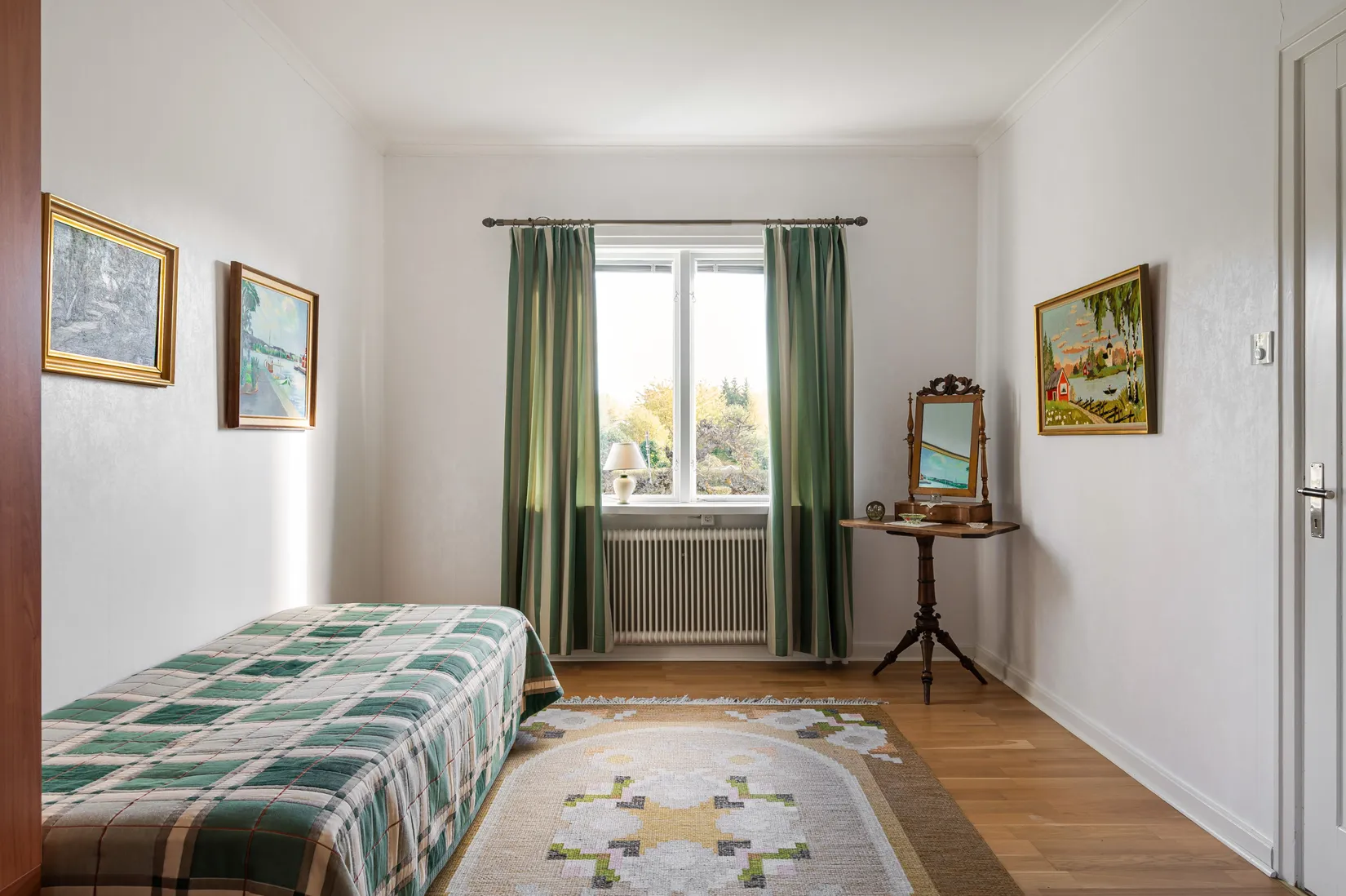 Villa, Flygaregatan 22, Råssnäs, Motala