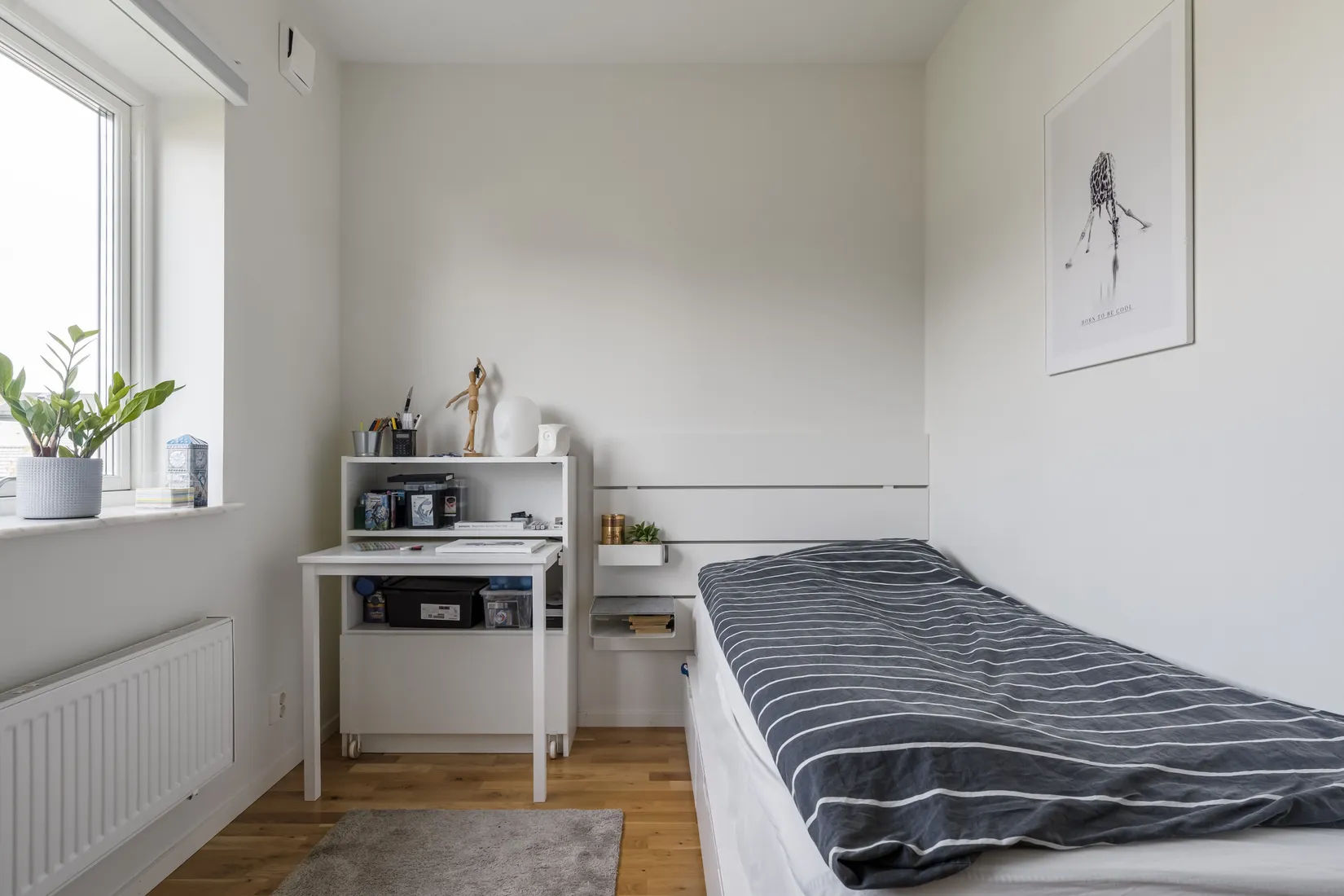 Radhus, Albatrossgatan 3B, Lanna, Lekeberg