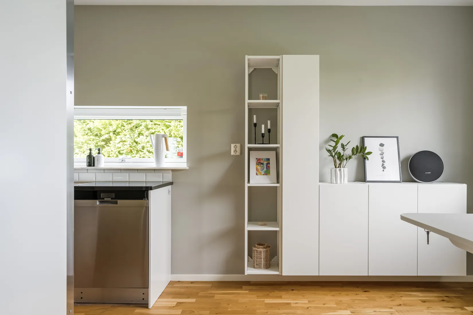 Radhus, Albatrossgatan 3B, Lanna, Lekeberg
