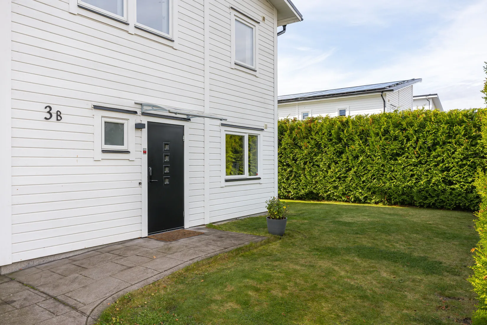 Radhus, Albatrossgatan 3B, Lanna, Lekeberg