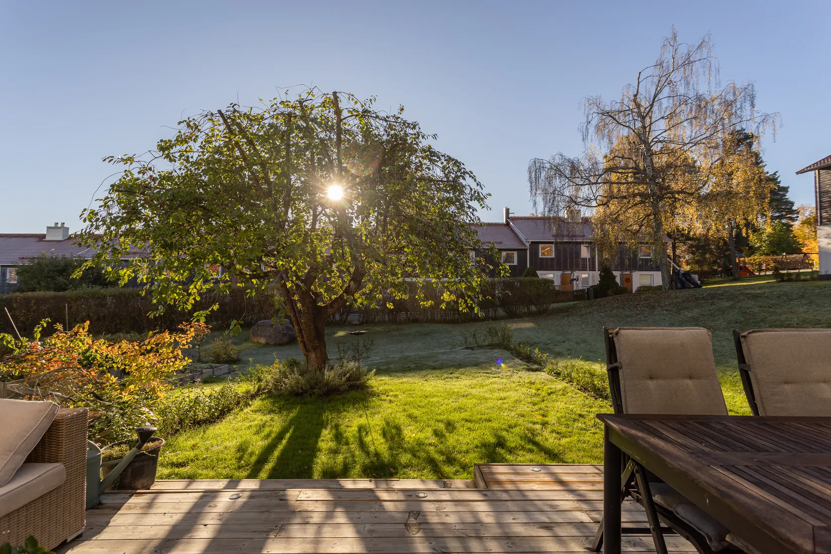 Radhus, Rådjursstigen 40, Töjnan, Sollentuna