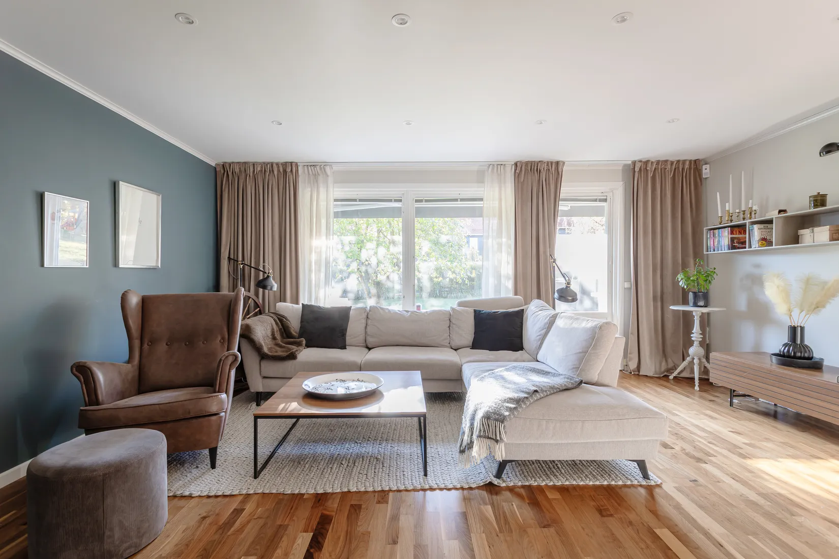 Radhus, Rådjursstigen 40, Töjnan, Sollentuna