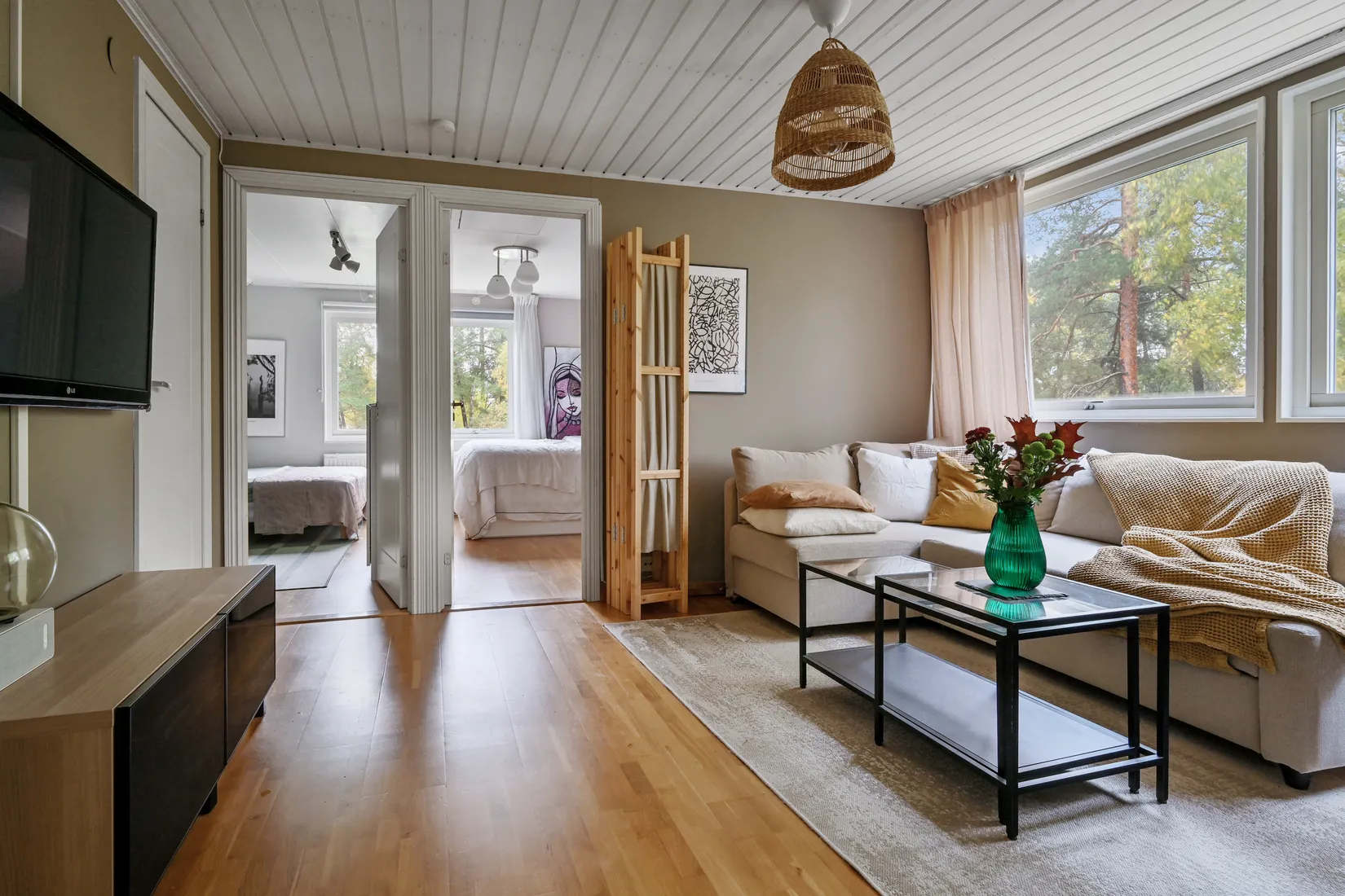 Radhus, Vitmåravägen 3, Sjukyrkoberget, Upplands Väsby