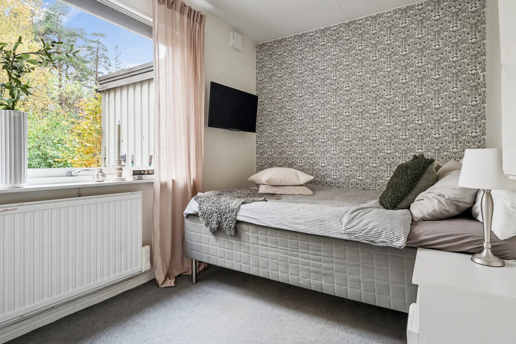 Radhus, Vitmåravägen 3, Sjukyrkoberget, Upplands Väsby