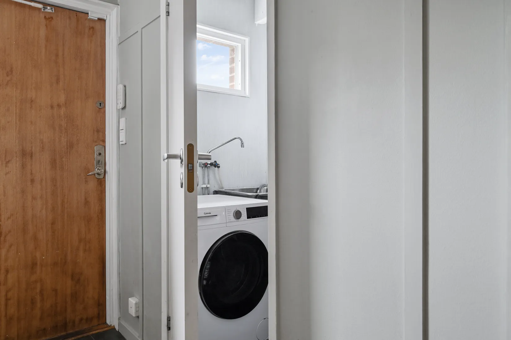 Radhus, Vitmåravägen 3, Sjukyrkoberget, Upplands Väsby