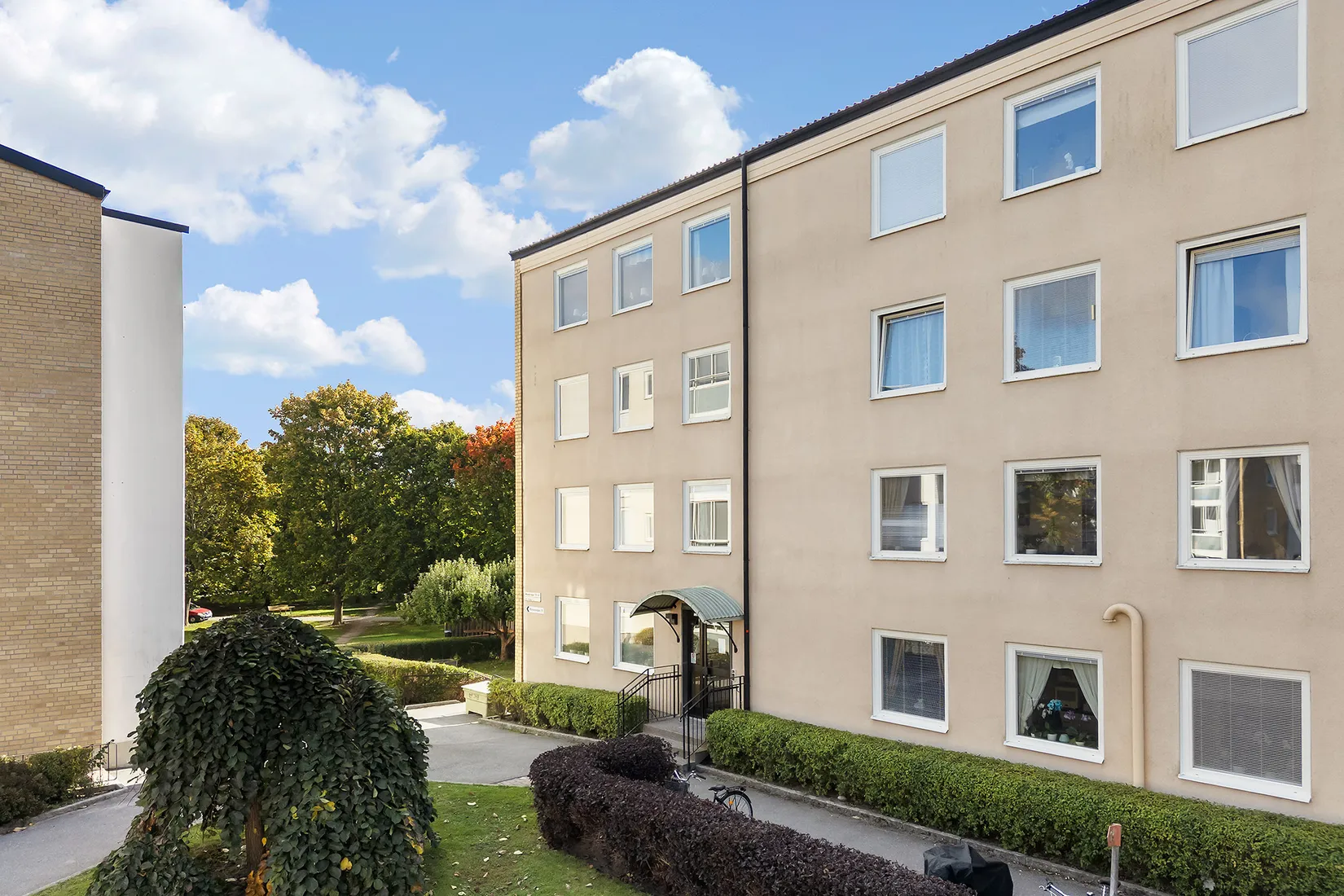 Bostadsrätt, Månadsvägen 74, Jakobsberg, Järfälla