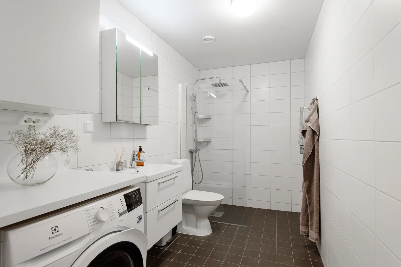 Bostadsrätt, Arvid Tydéns allé 28, Västra Skogen, Solna