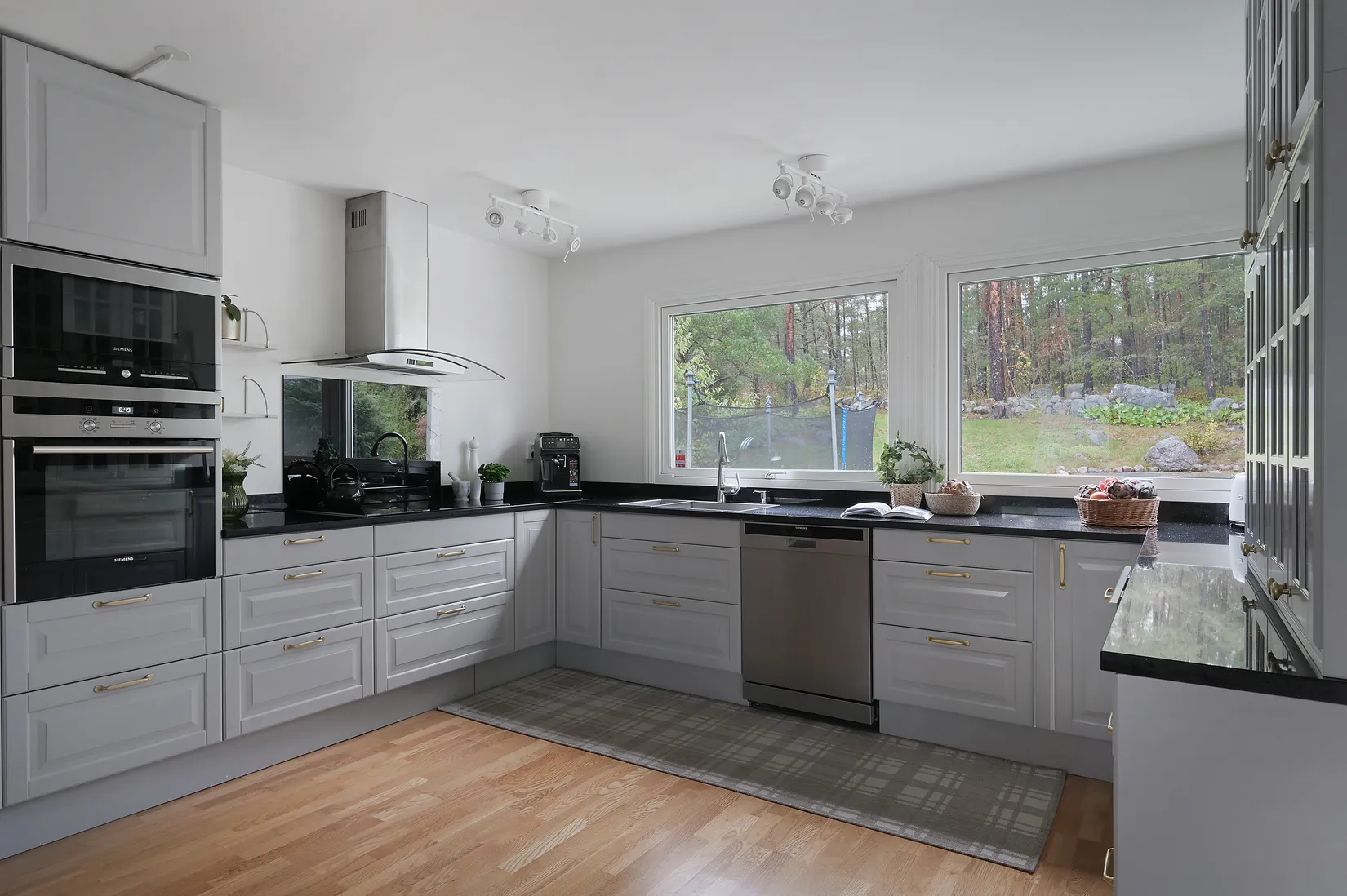 Villa, Dimvägen 22, Berghem, Järfälla