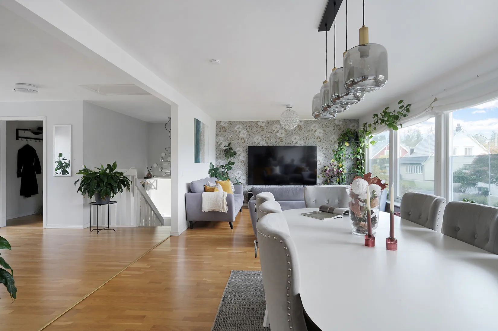 Villa, Dimvägen 22, Berghem, Järfälla