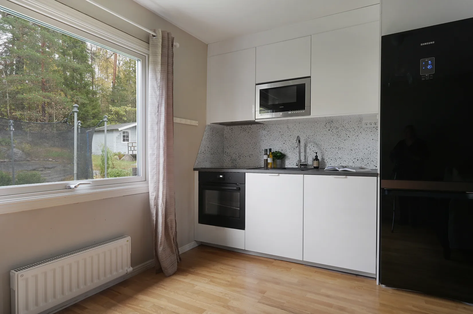Villa, Dimvägen 22, Berghem, Järfälla