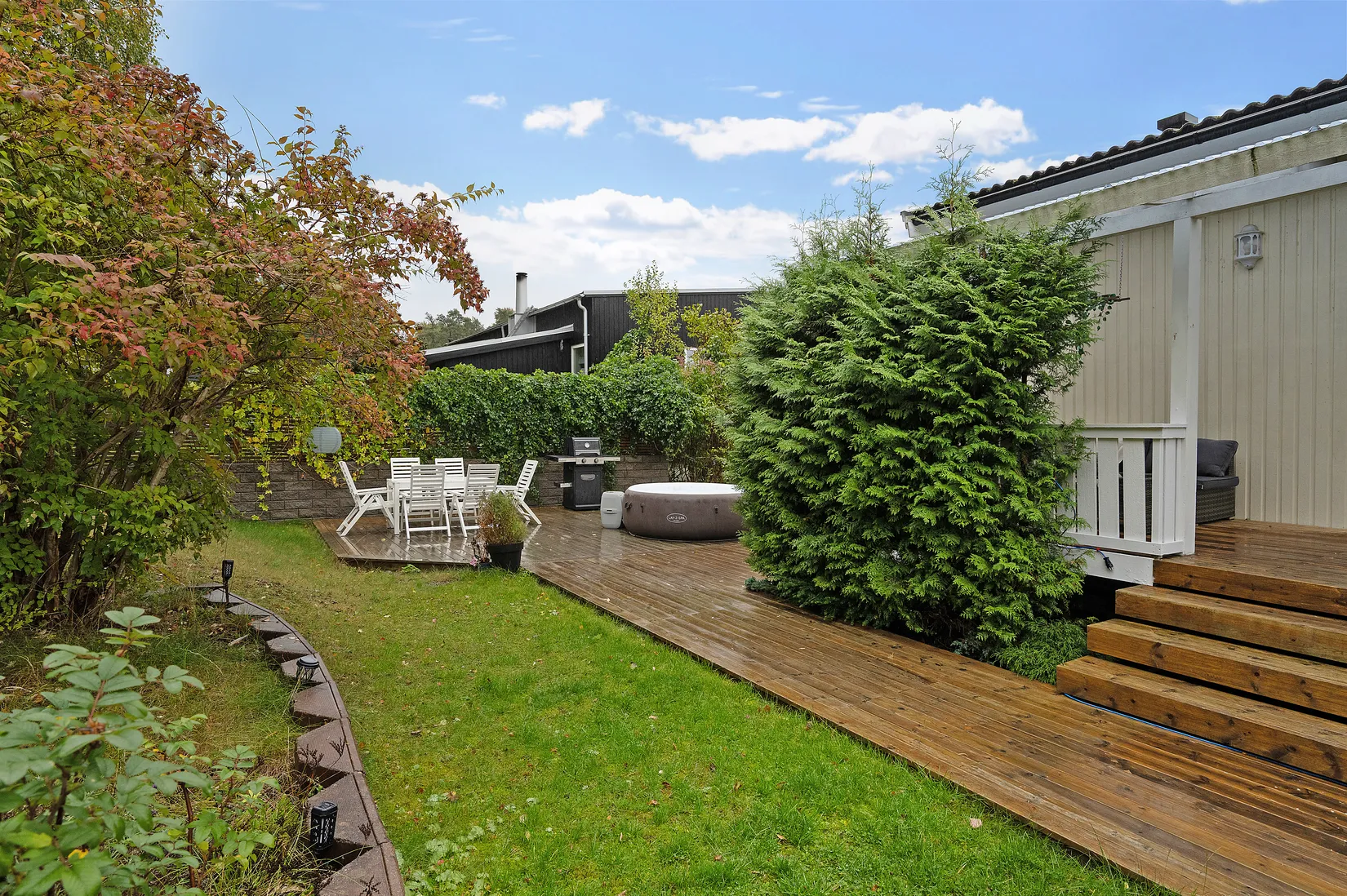 Villa, Dimvägen 22, Berghem, Järfälla