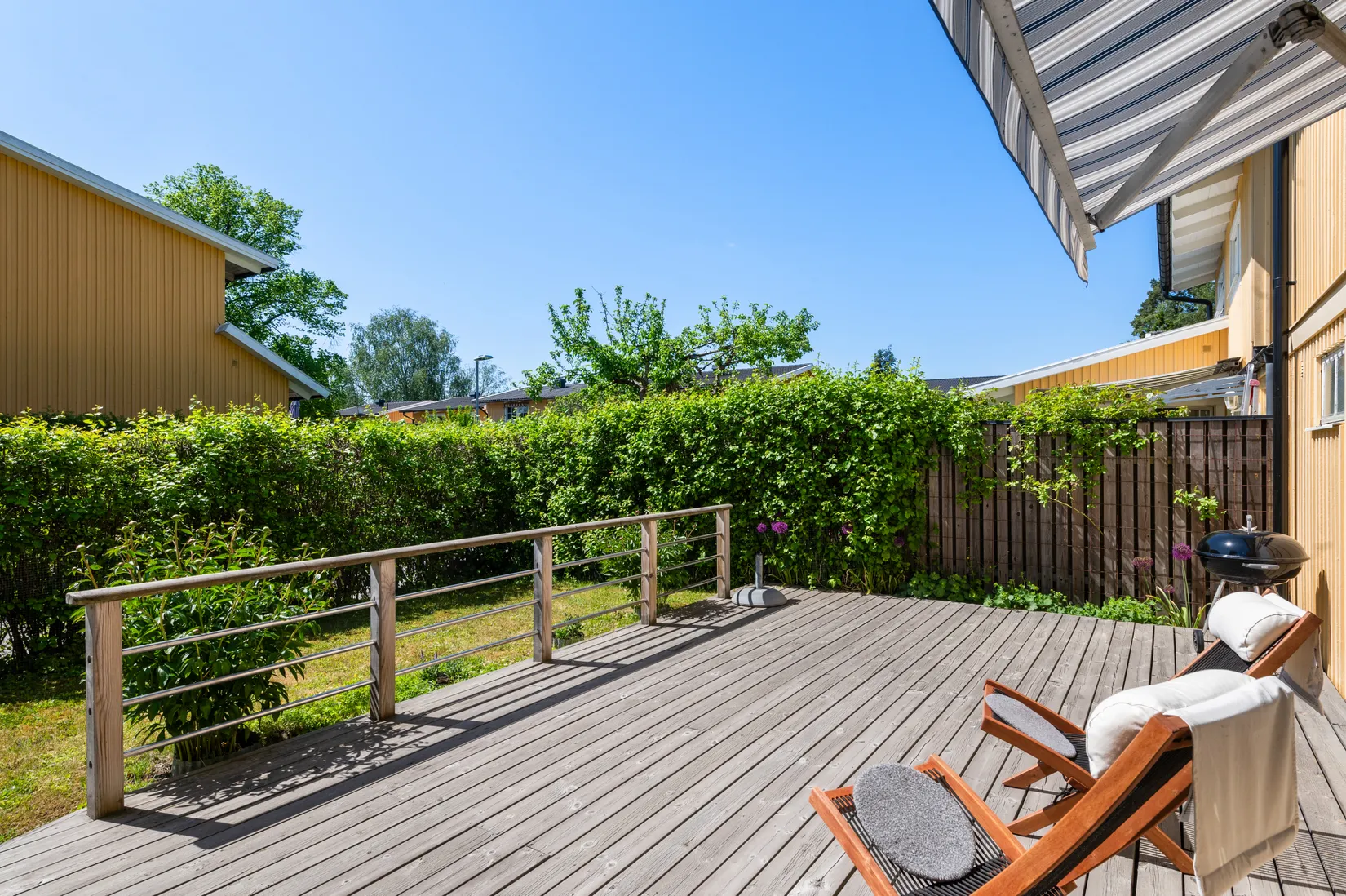 Radhus, Miklagårdsvägen 23, Täby Kyrkby, Täby