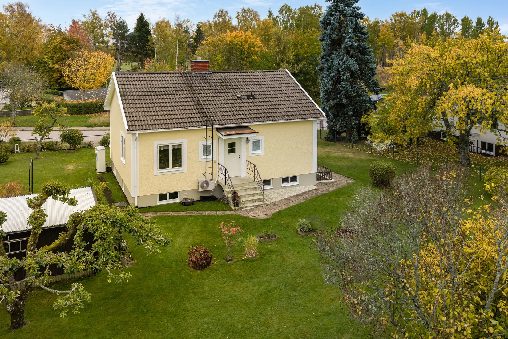 Villa, Skogalundsgatan 12, Holm/Brinken, Motala