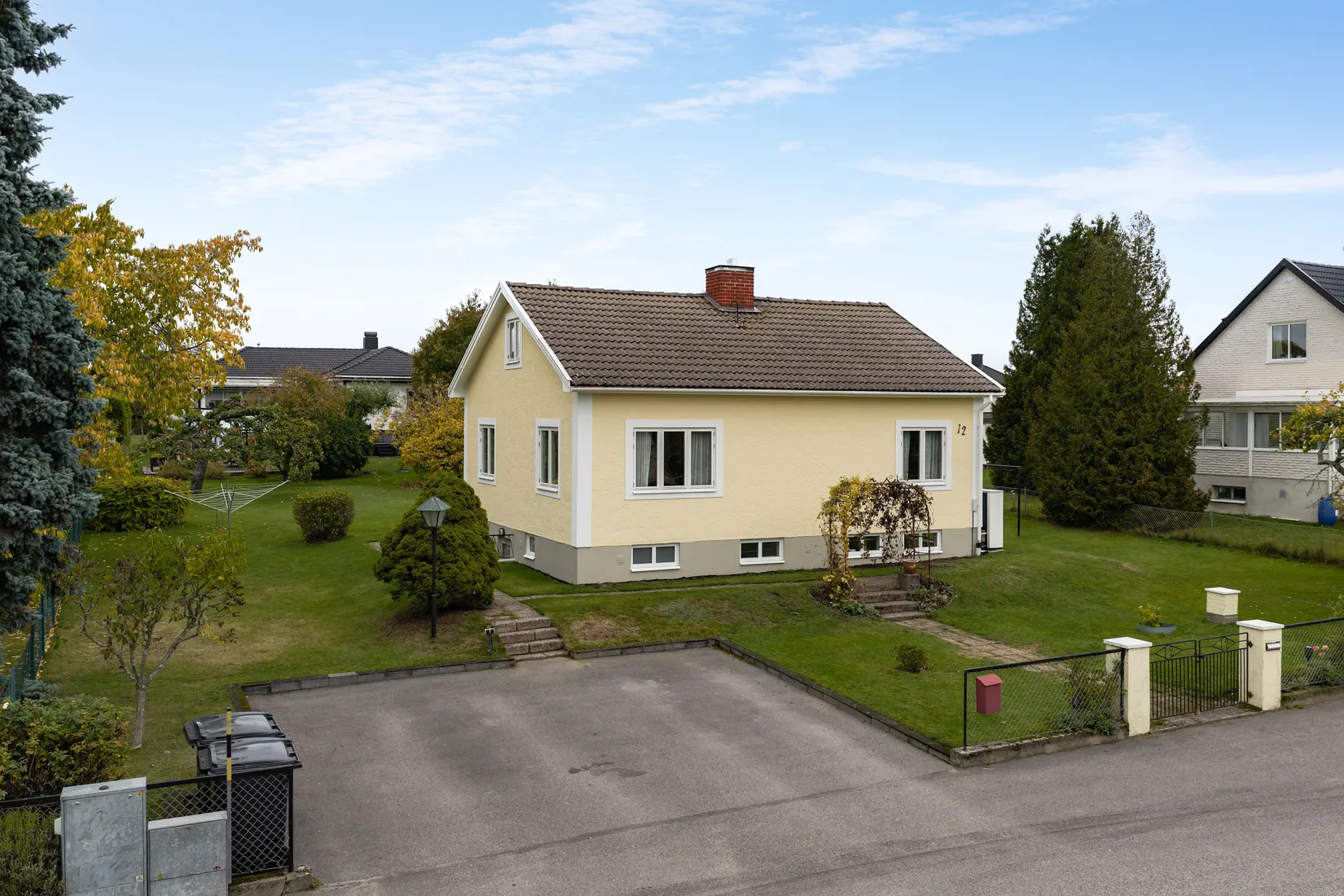 Villa, Skogalundsgatan 12, Holm/Brinken, Motala