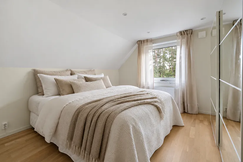 Radhus, Tvåspannsvägen 17, Jakobsberg, Järfälla