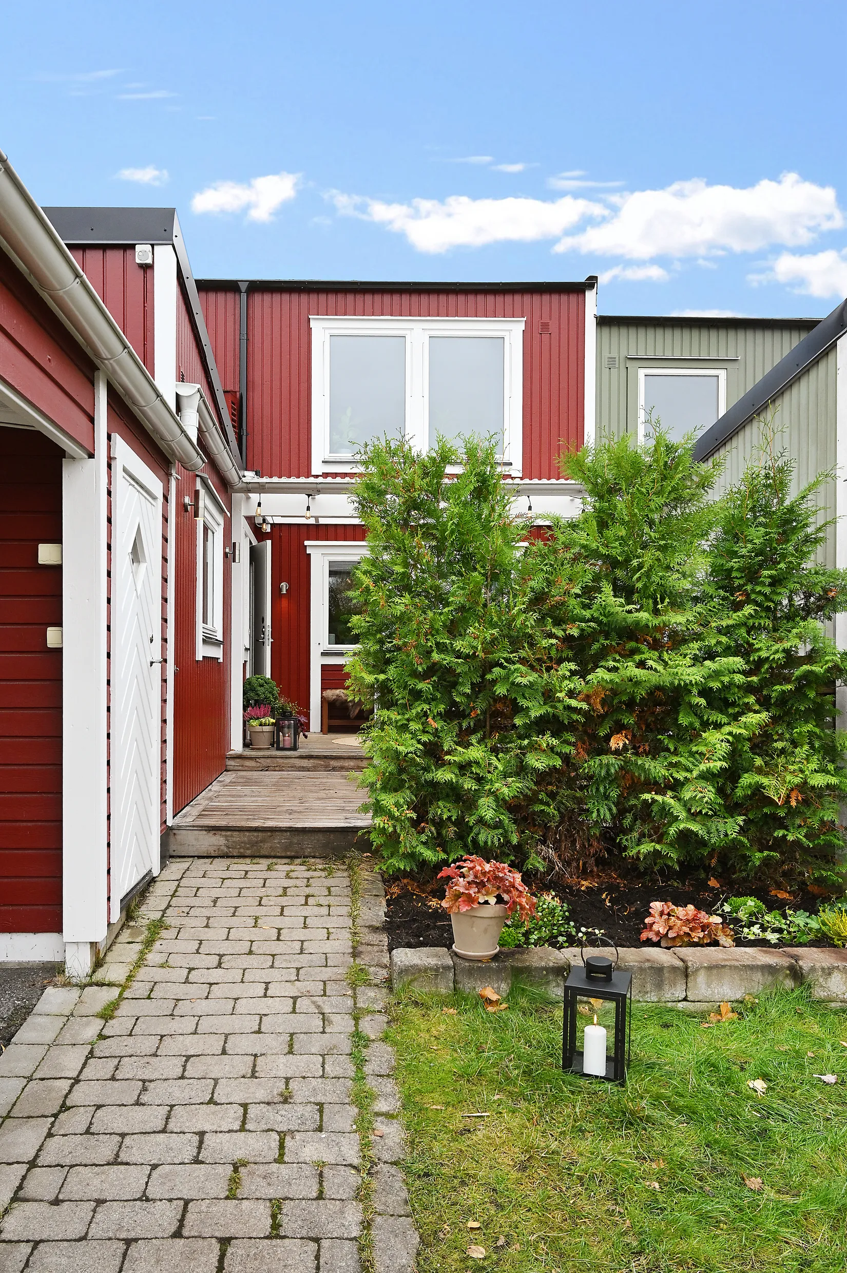 Radhus, Öringe Strandväg 27, Öringe, Tyresö