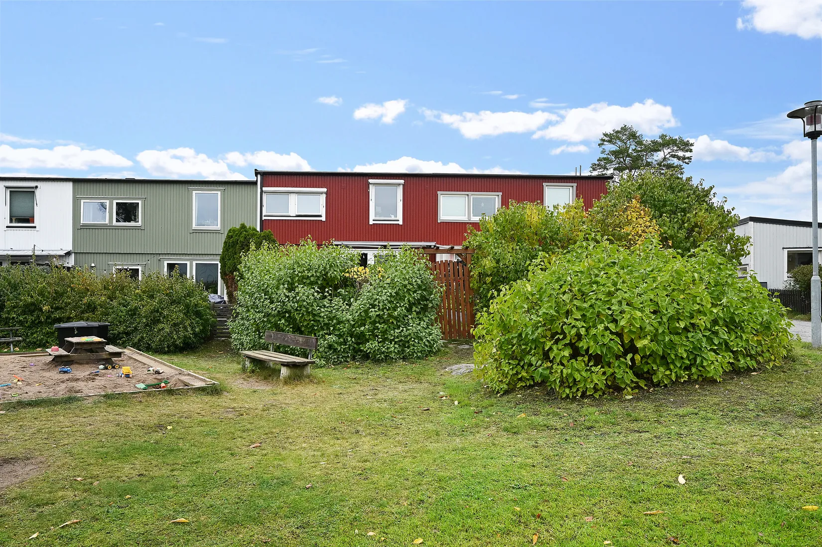 Radhus, Öringe Strandväg 27, Öringe, Tyresö