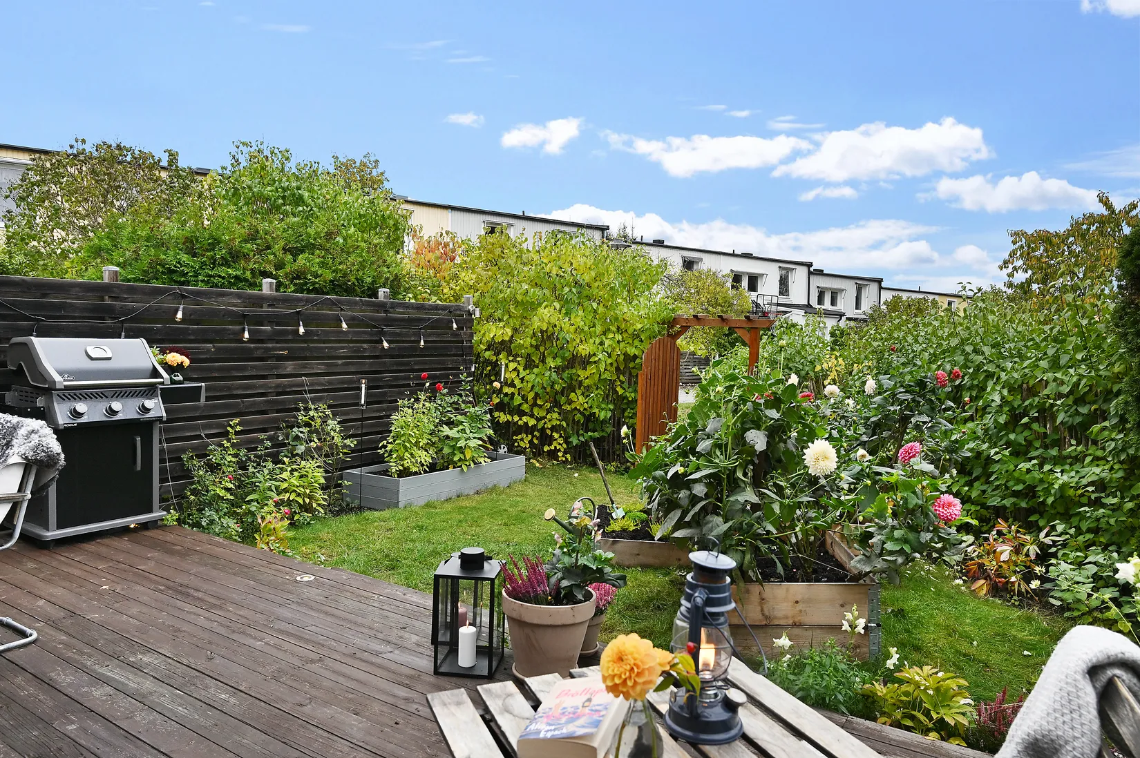 Radhus, Öringe Strandväg 27, Öringe, Tyresö