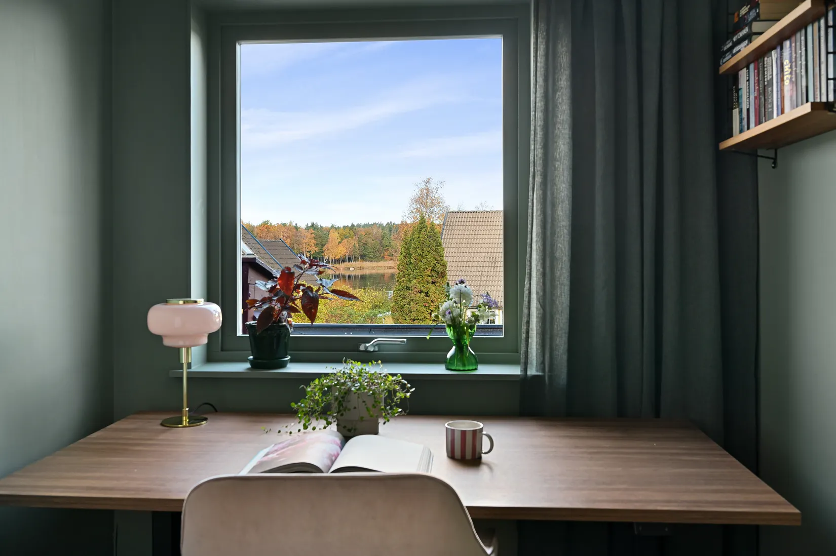 Radhus, Öringe Strandväg 27, Öringe, Tyresö