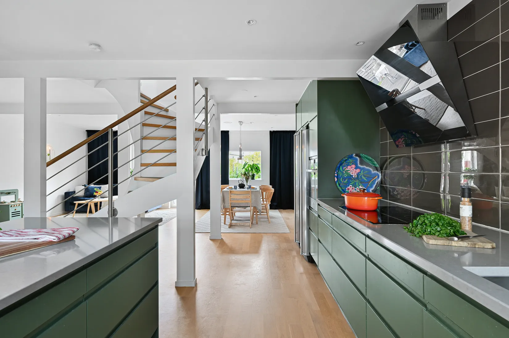 Radhus, Öringe Strandväg 27, Öringe, Tyresö