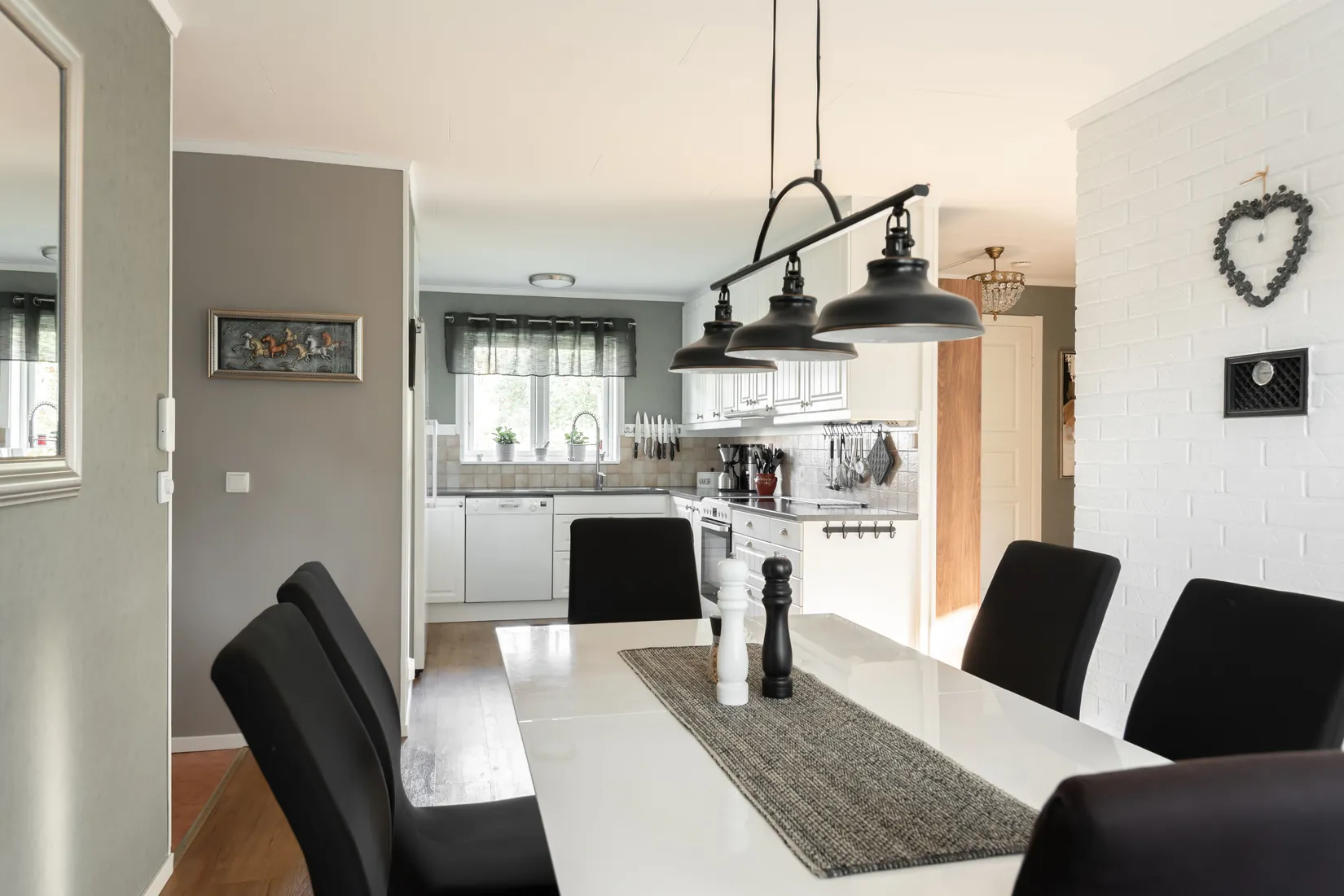 Villa, Hummelstavägen 6A, Odensbacken, Örebro
