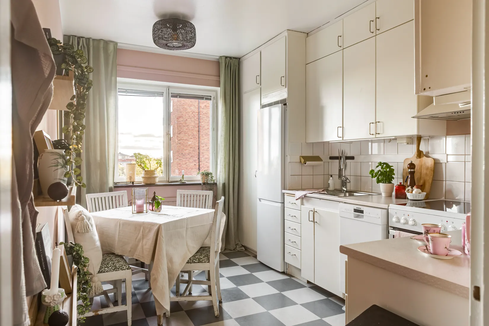 Bostadsrätt, Simrishamnsvägen 14, 3 tr, Björkhagen, Johanneshov, Stockholm