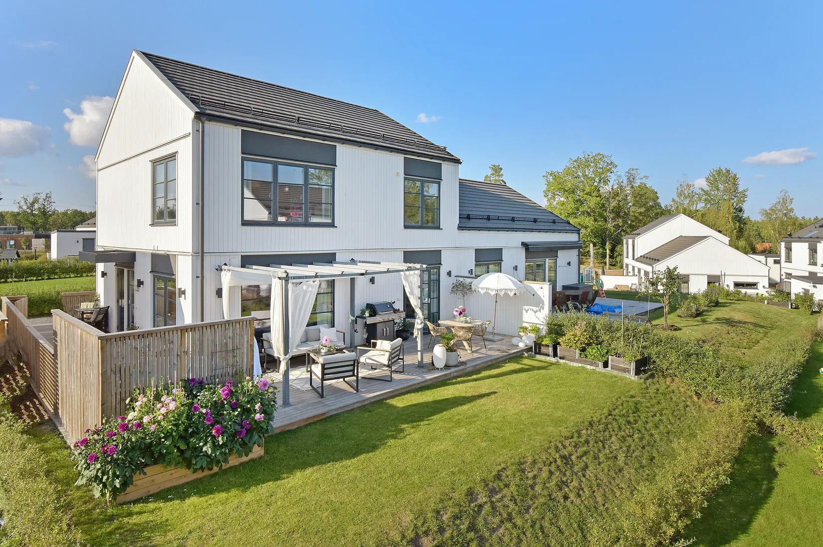Radhus, Södervägen 27B, Högmora, Huddinge