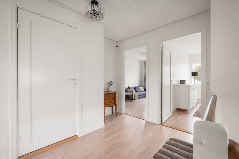 Radhus, Lillmossvägen 12B, Kungsängen/Norrboda, Upplands-Bro