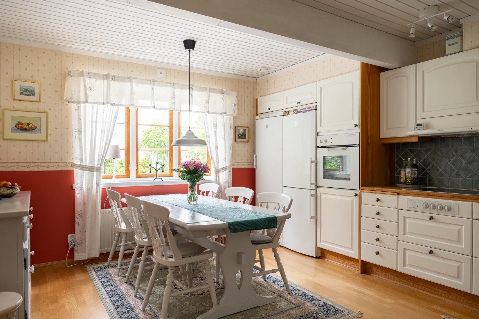 Villa, Kungshäll 4, Ekerö