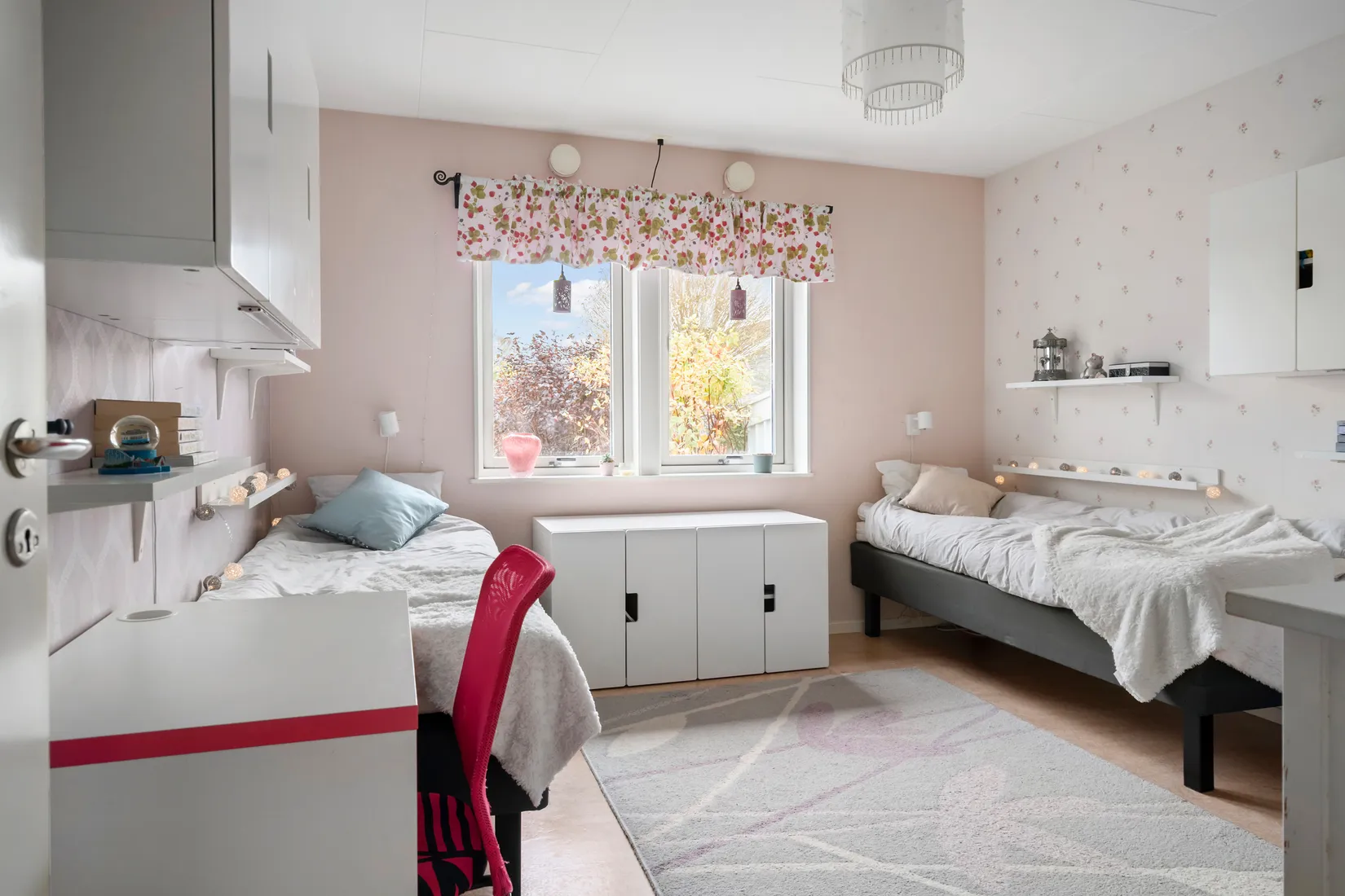 Radhus, Sidensvansvägen 75, Anneberg, Kungsbacka