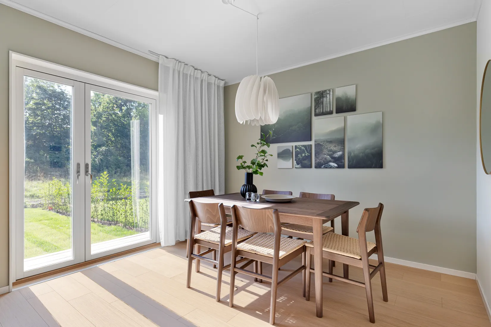 Radhus, Hjulaxelvägen 250, Gunsta, Uppsala