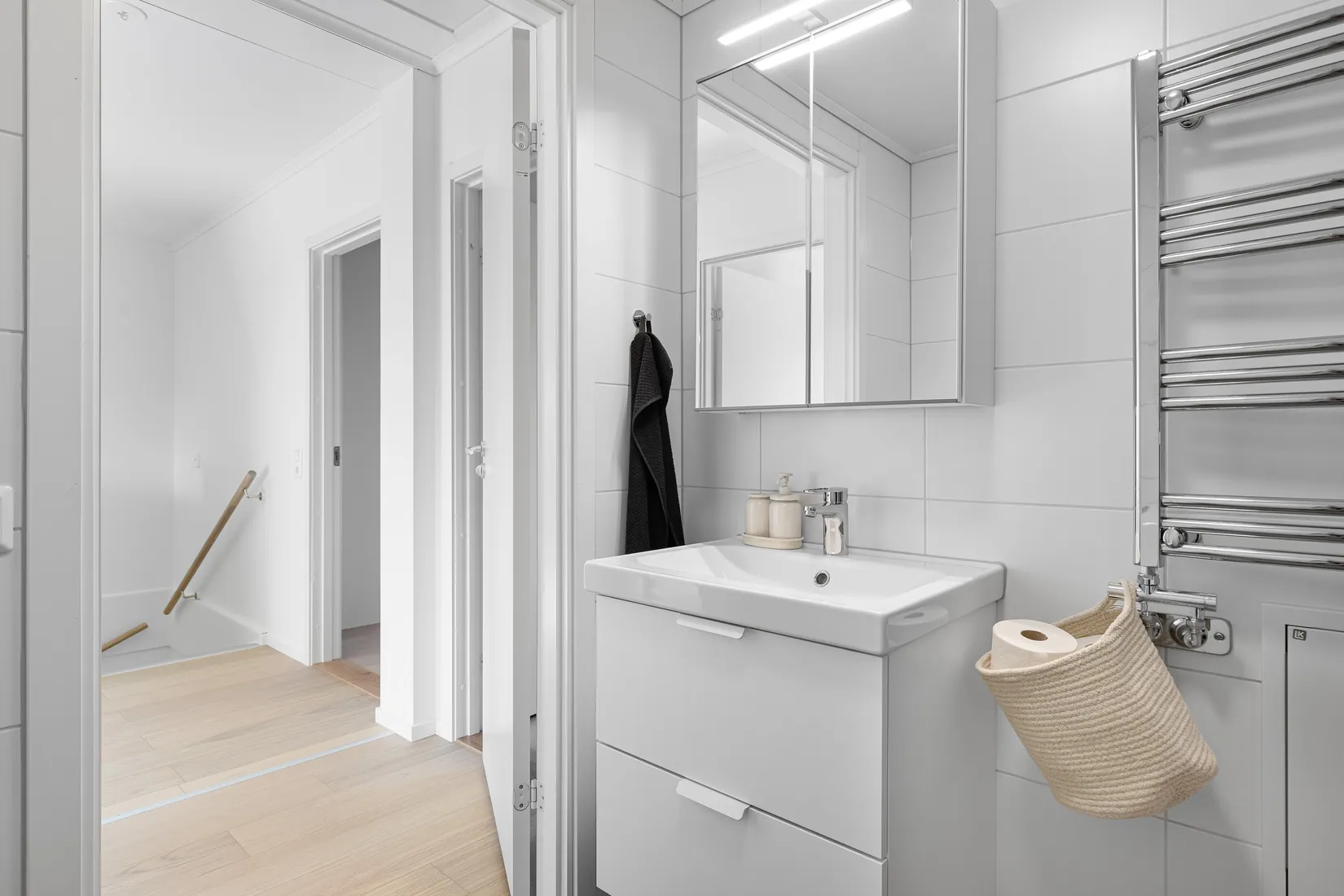 Radhus, Hjulaxelvägen 250, Gunsta, Uppsala