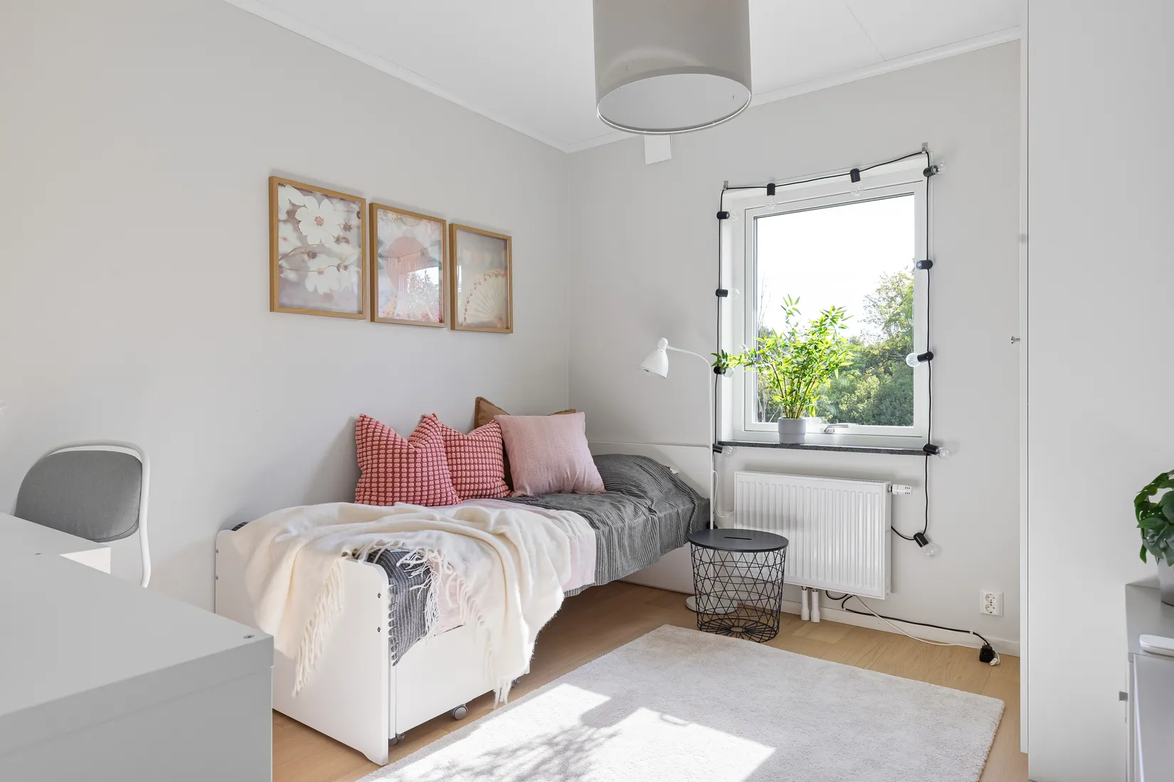 Radhus, Hjulaxelvägen 250, Gunsta, Uppsala