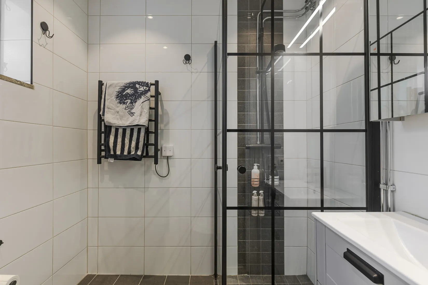 Villa, Vegagatan 5, Hälleforsnäs Centralt, Flen