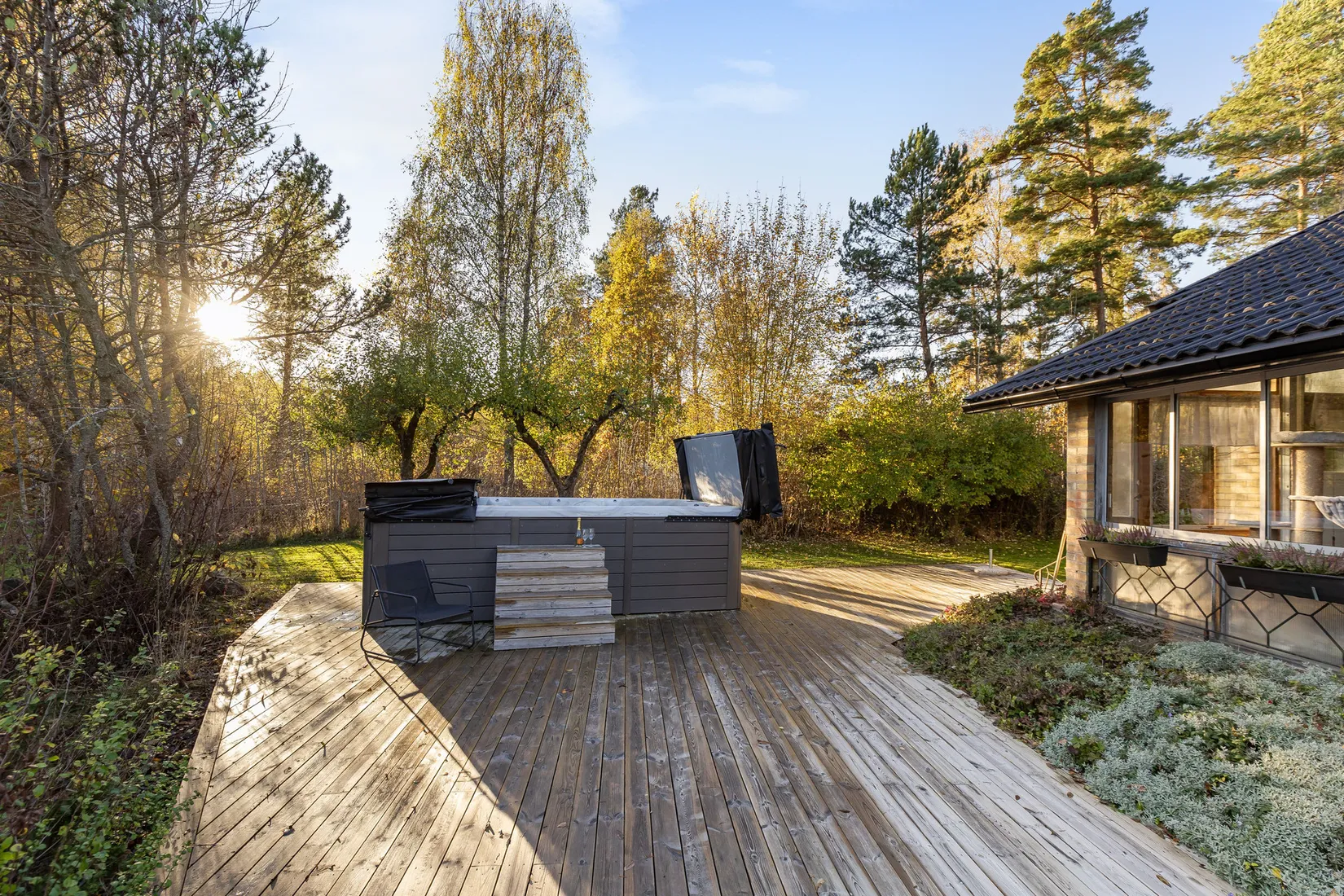 Villa, Vegagatan 5, Hälleforsnäs Centralt, Flen