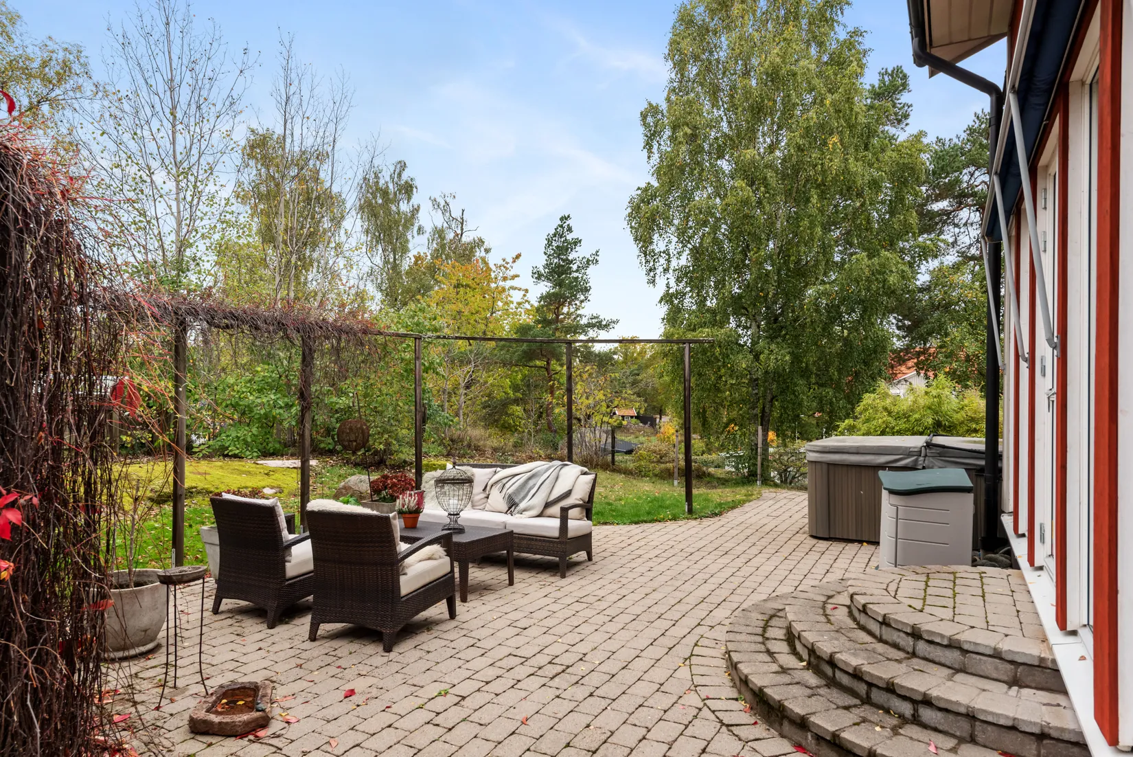 Villa, Pilfinksvägen 17, Näsbypark, Täby