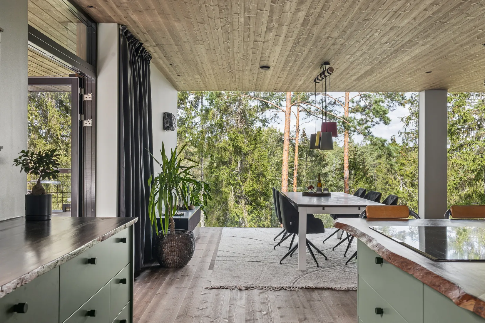 Villa, Granåsvägen 33, Gladö kvarn, Huddinge