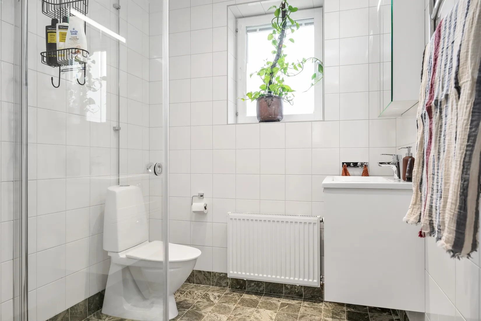 Bostadsrätt, Norra Promenaden 124, Norr, Folkparken, Norrköping