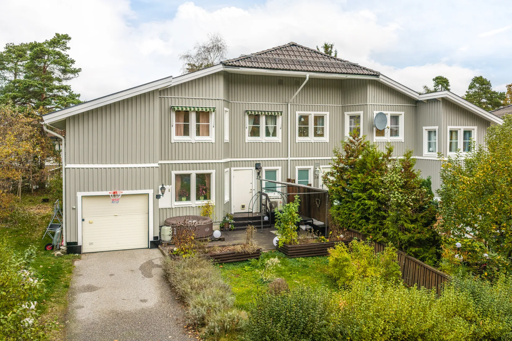 Radhus, GRÖNLUNDSVÄGEN 28, Kårsta, Vallentuna