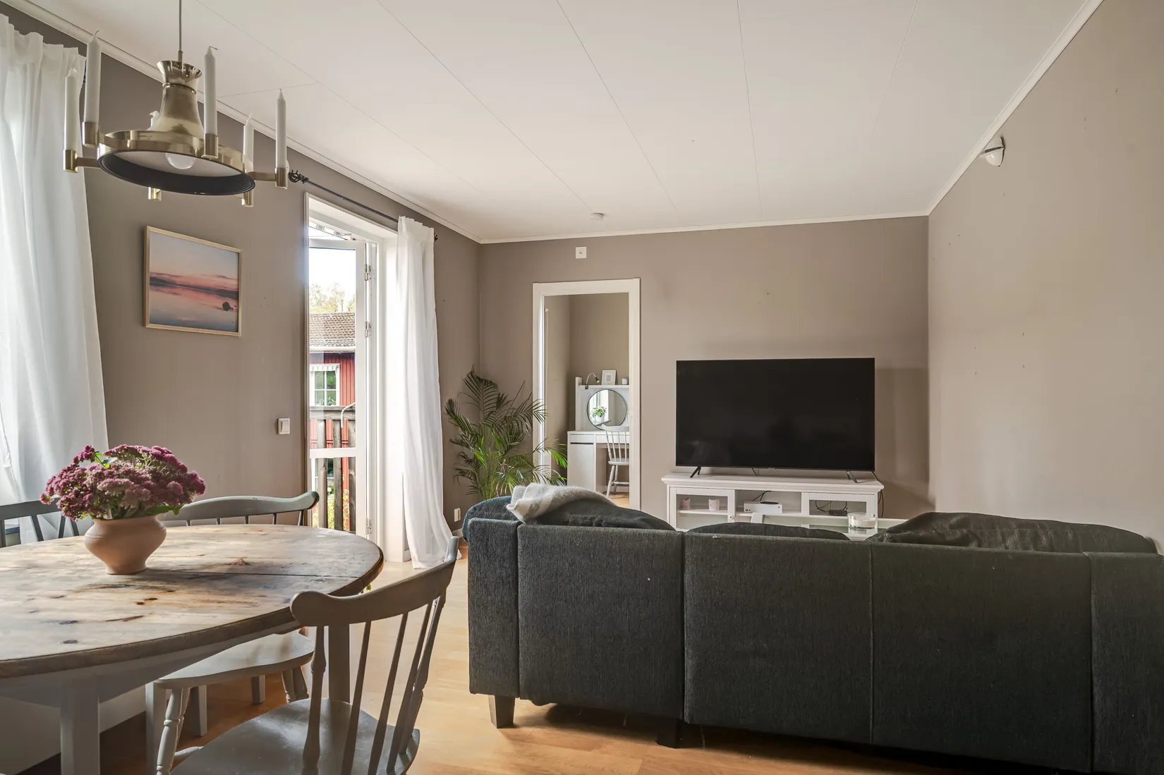 Bostadsrätt, Furulundsvägen 17 E, Centralt, Gnesta