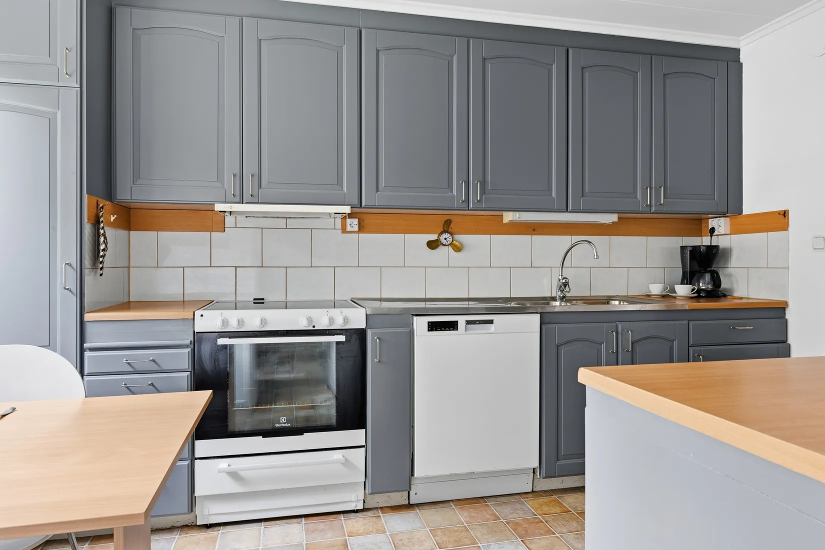 Radhus, Kedjevägen 2, Centralt, Upplands Väsby