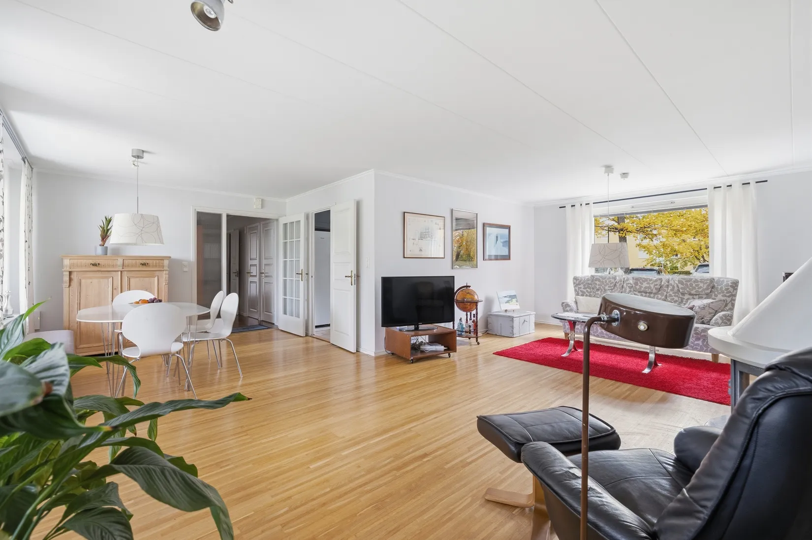 Radhus, Kedjevägen 2, Centralt, Upplands Väsby