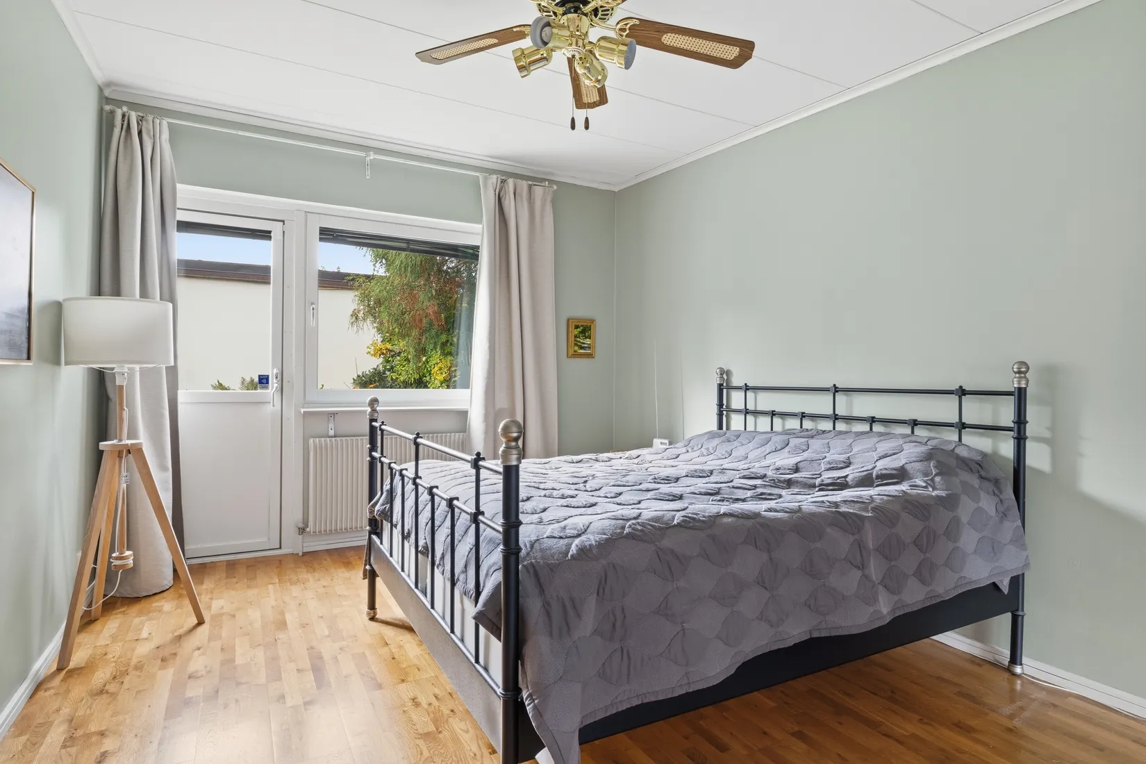 Radhus, Kedjevägen 2, Centralt, Upplands Väsby