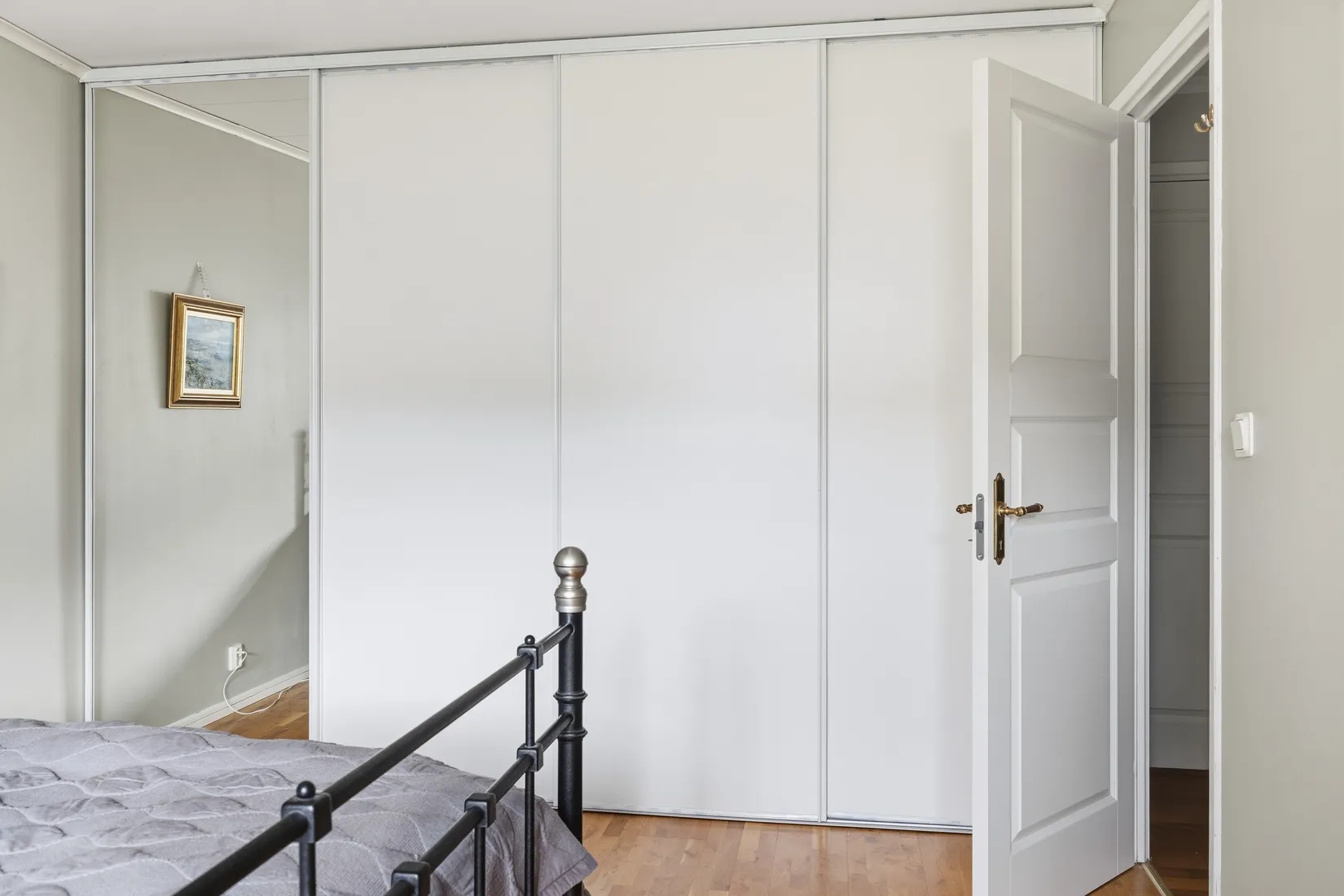 Radhus, Kedjevägen 2, Centralt, Upplands Väsby