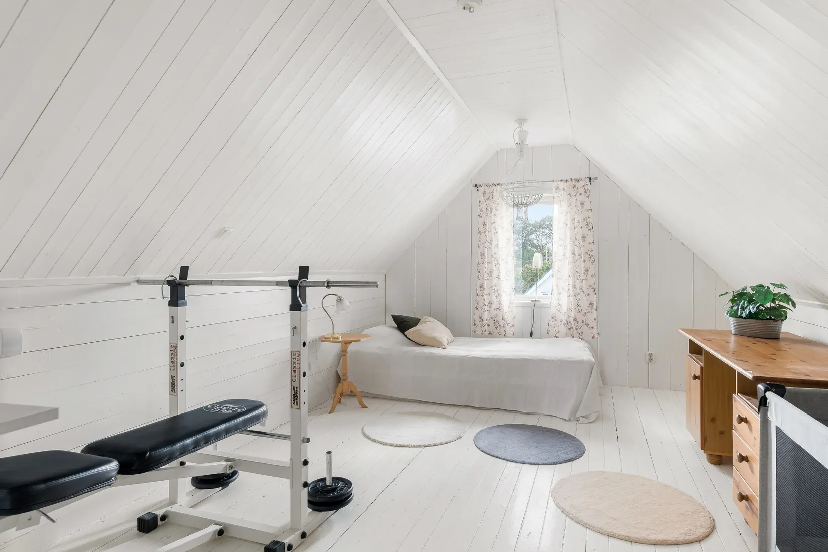 Villa, Högsvägen 11, Örby, Mark
