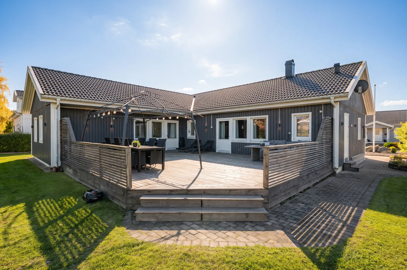 Villa, Buxbomsvägen 12, Bro/Rosenängarna, Upplands-Bro