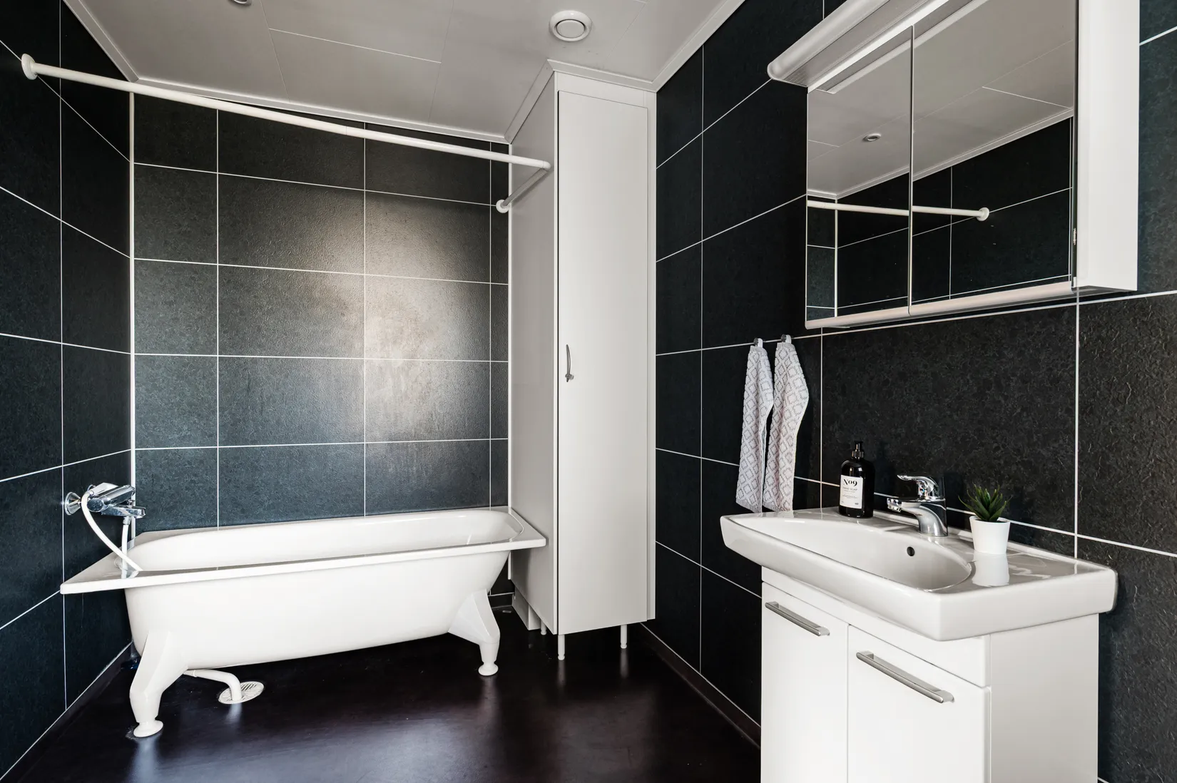 Villa, Buxbomsvägen 12, Bro/Rosenängarna, Upplands-Bro