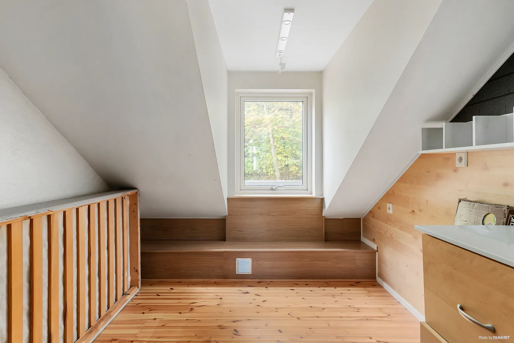 Villa, Finsta stationsväg 9, Finsta, Norrtälje