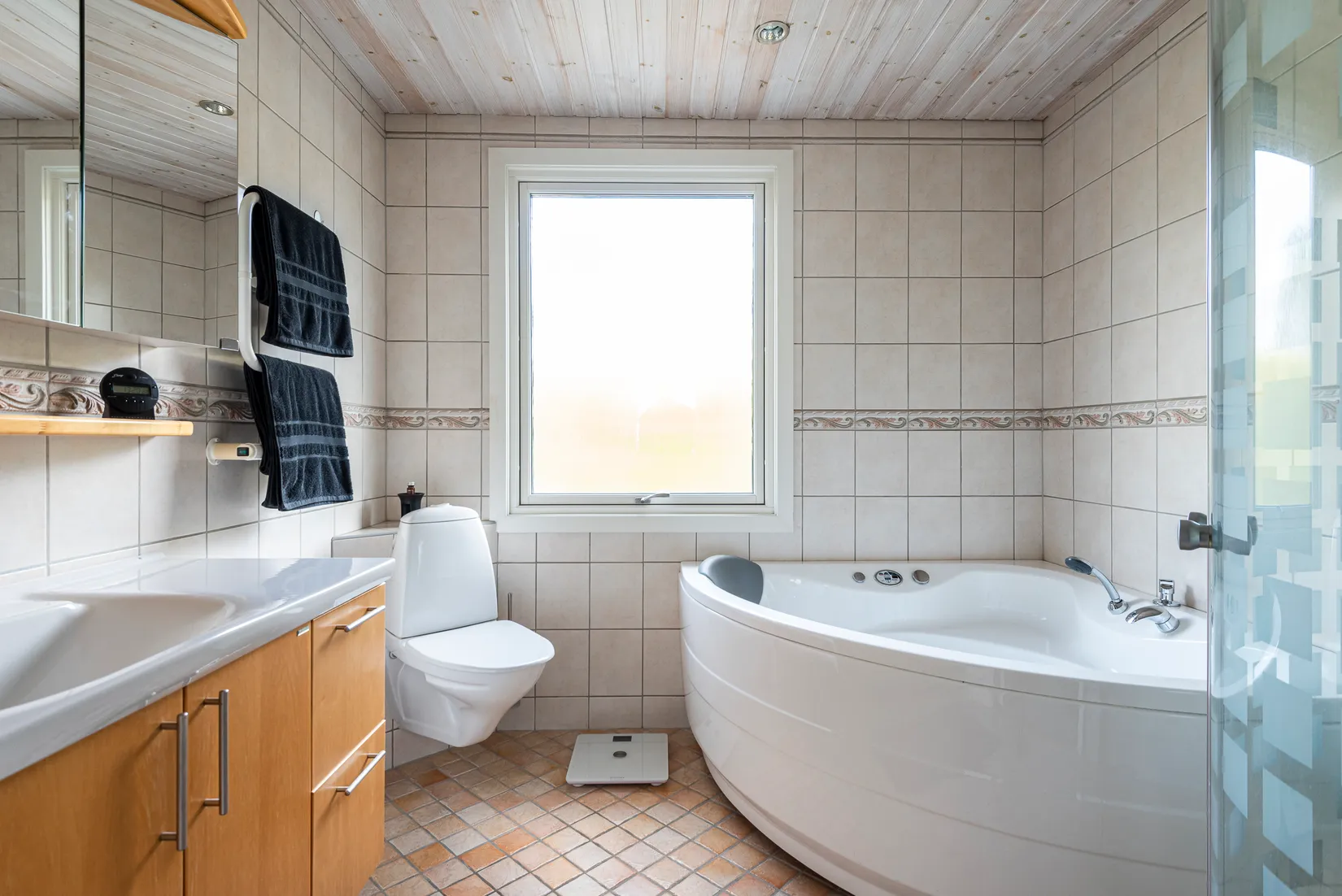 Villa, Orkangatan 6, Talltorp, Västerås