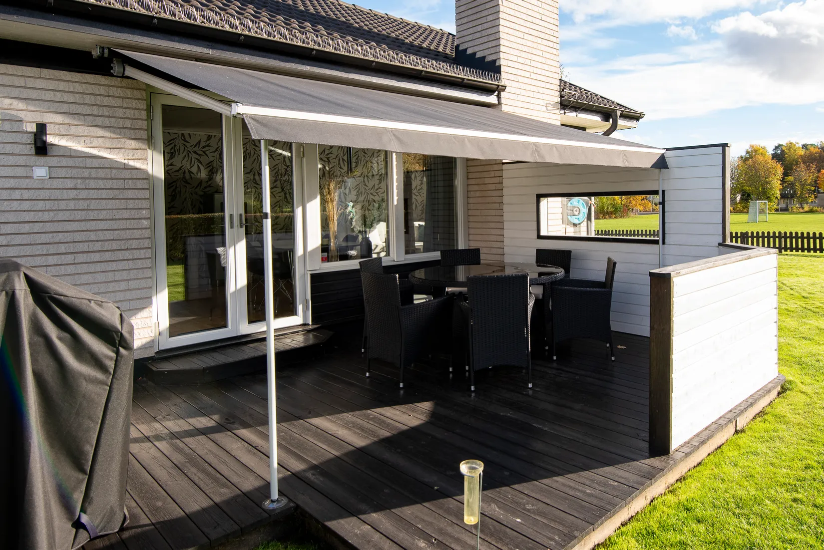Villa, Orkangatan 6, Talltorp, Västerås